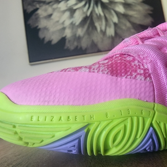 Nike Kyrie Irving Spongebob Patrick Star Nickelodeon Sneaker Shoes Kids 6Y - Picture 10 of 16